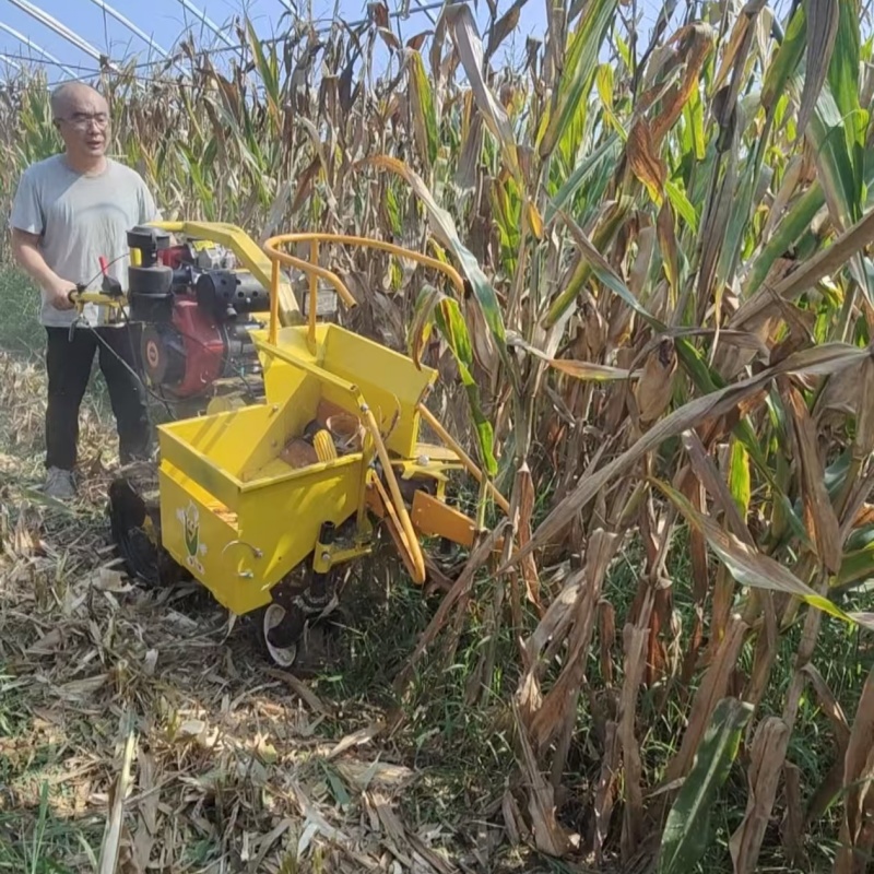 Combine Harvester Mini - Недорогой мини-комбайн для уборки кукурузы (сладкой